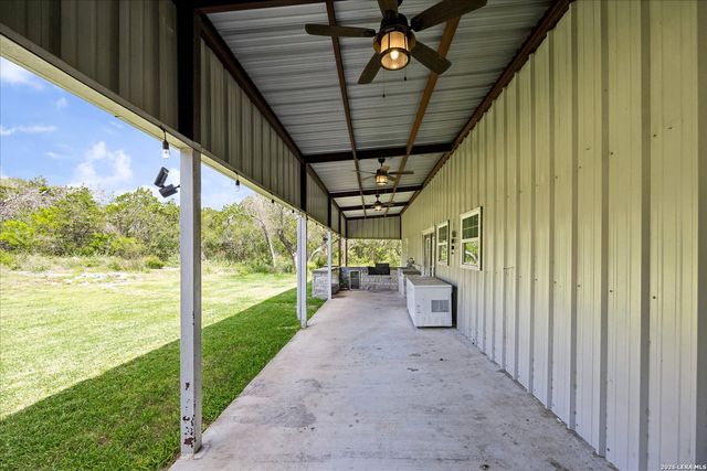575 County Road 342, Hondo, TX 78861