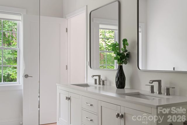 2508 Carriage Falls Court, Hendersonville, NC 28791