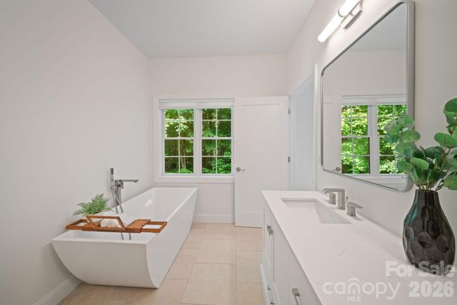 2508 Carriage Falls Court, Hendersonville, NC 28791