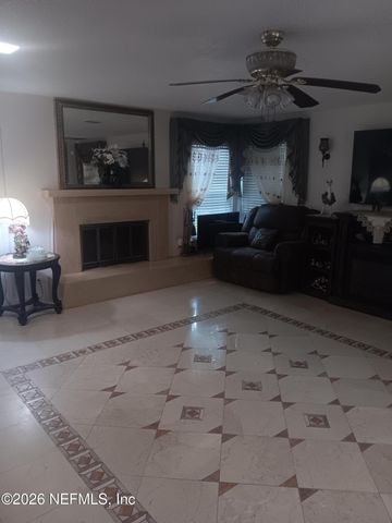 5394 OAK BAY Drive N, Jacksonville, FL 32277