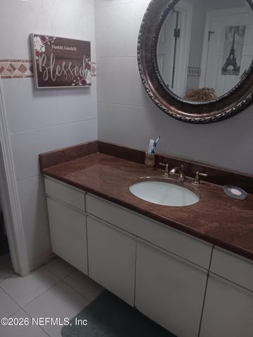 5394 OAK BAY Drive N, Jacksonville, FL 32277