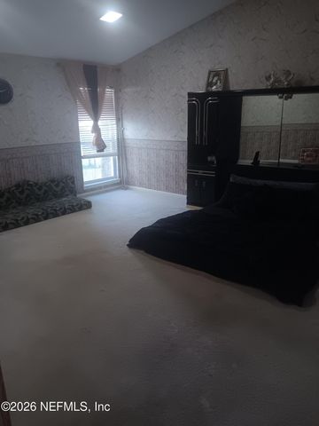 5394 OAK BAY Drive N, Jacksonville, FL 32277