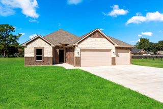 104 Deep Cove Drive, Trinidad, TX 75163