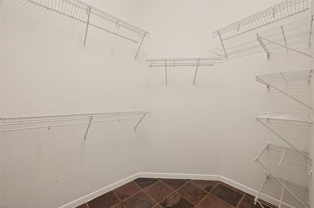 2704 Hewn Rock Way, Pearland, TX 77584