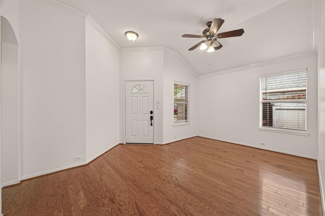 2704 Hewn Rock Way, Pearland, TX 77584