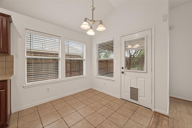 2704 Hewn Rock Way, Pearland, TX 77584