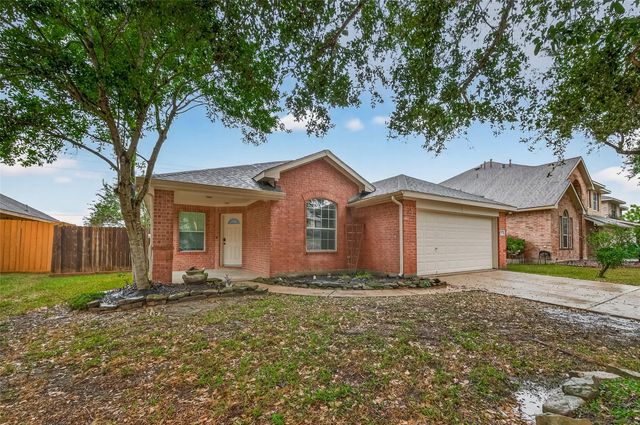 2704 Hewn Rock Way, Pearland, TX 77584