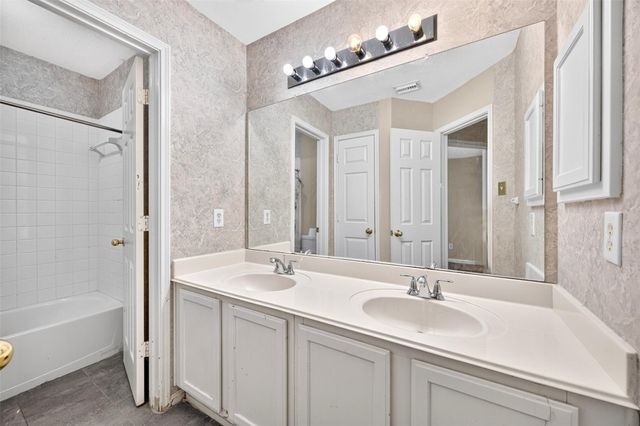 5814 Eldridge Glen Drive, Houston, TX 77041