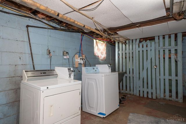 636 Maple Drive, Reading, OH 45215