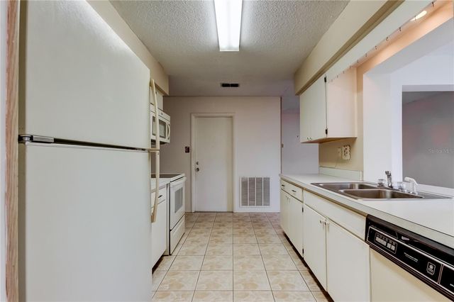 835 ANCHORAGE LANE, Palm Harbor, FL 34685