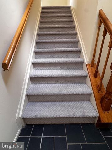 120 WYCOMBE PL, Somerset, NJ 08873