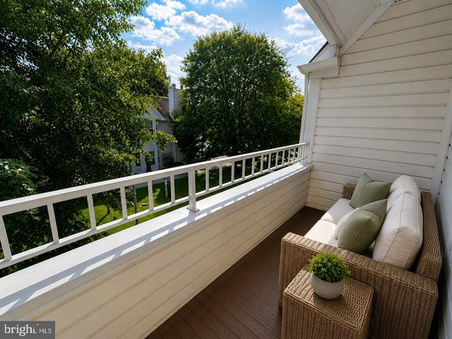 120 WYCOMBE PL, Somerset, NJ 08873