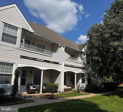 120 WYCOMBE PL, Somerset, NJ 08873