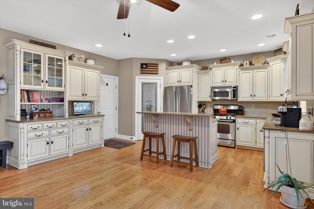 104 ROYAL HORSE WAY, Reinholds, PA 17569