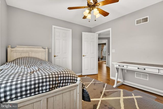 104 ROYAL HORSE WAY, Reinholds, PA 17569