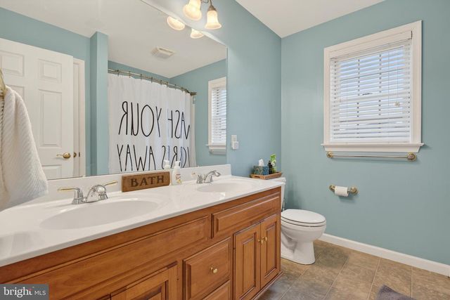 104 ROYAL HORSE WAY, Reinholds, PA 17569