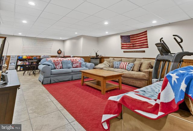 104 ROYAL HORSE WAY, Reinholds, PA 17569