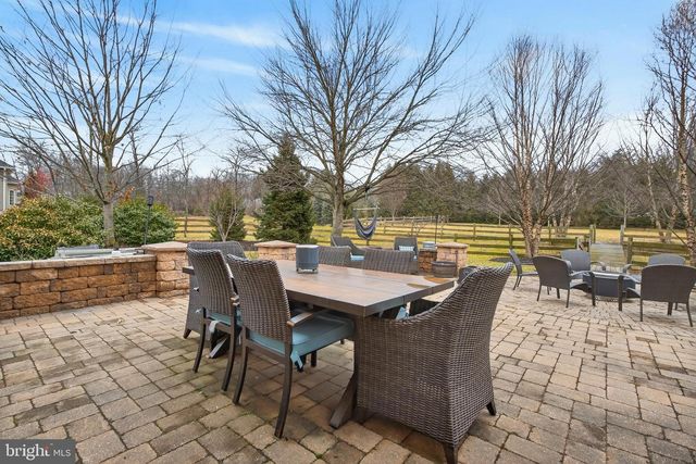 104 ROYAL HORSE WAY, Reinholds, PA 17569