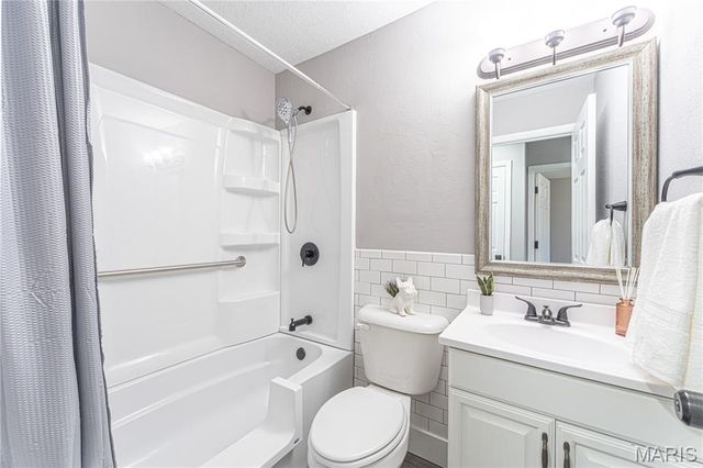 1405 Birch Drive, Pacific, MO 63069