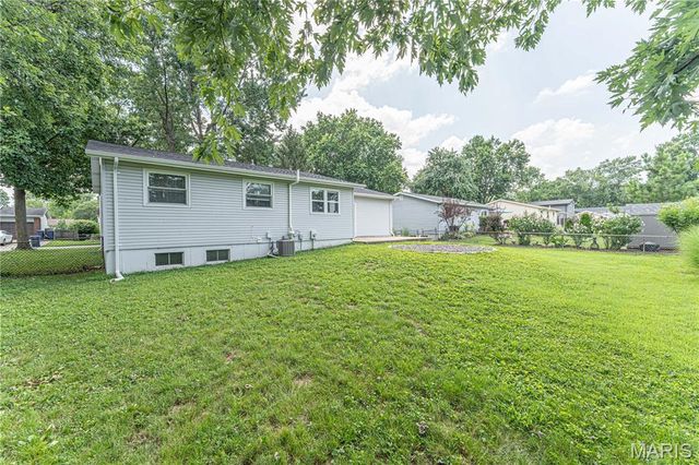 1405 Birch Drive, Pacific, MO 63069