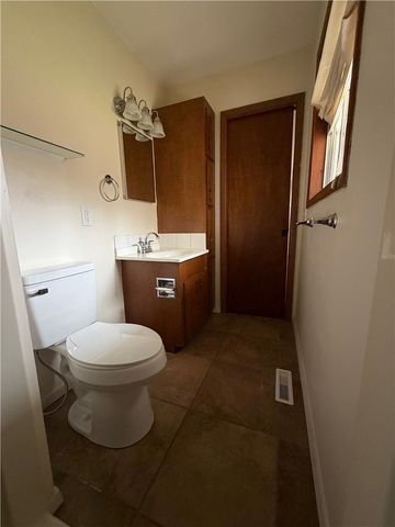 9108 Bluff Drive, Rogers, AR 72756