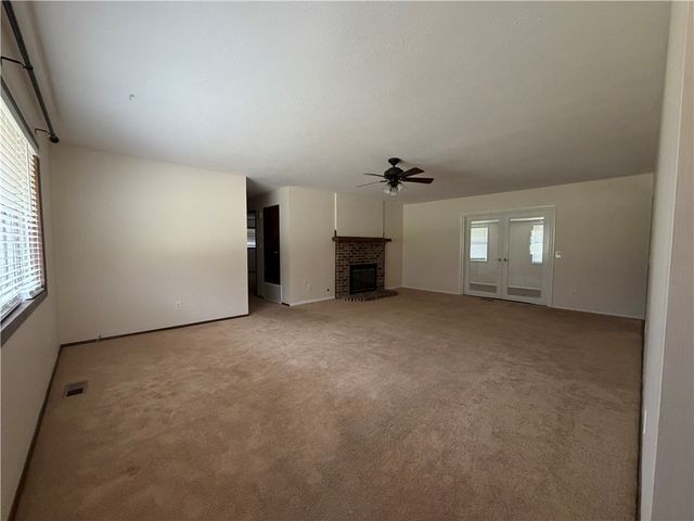 9108 Bluff Drive, Rogers, AR 72756