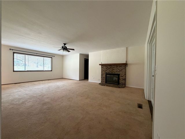 9108 Bluff Drive, Rogers, AR 72756