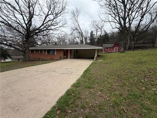 9108 Bluff Drive, Rogers, AR 72756