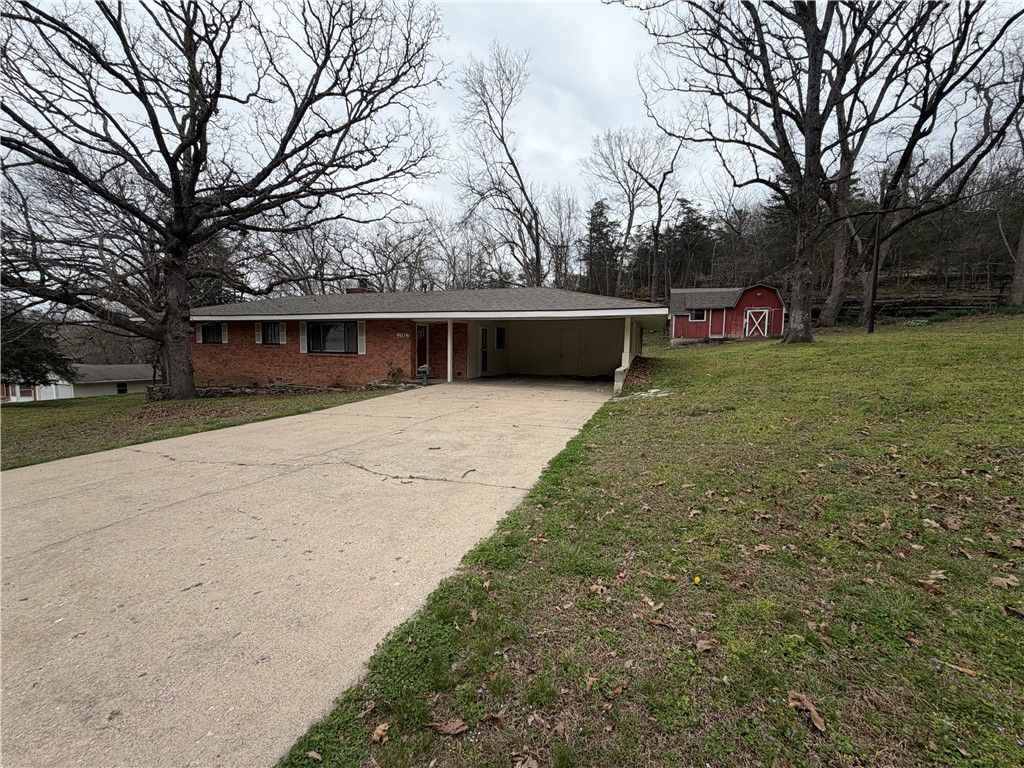 9108 Bluff Drive, Rogers, AR 72756