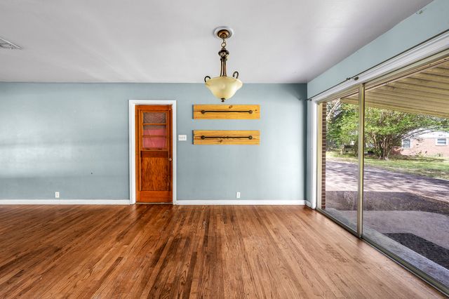 801 N Winnsboro Street, Quitman, TX 75783