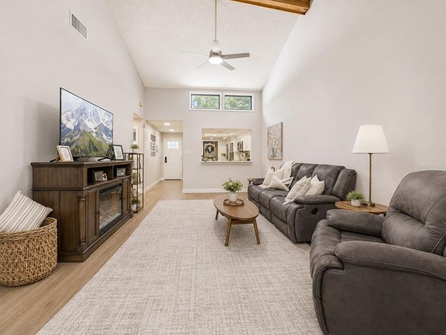 407 MEADOWOOD BOULEVARD, Fern Park, FL 32730