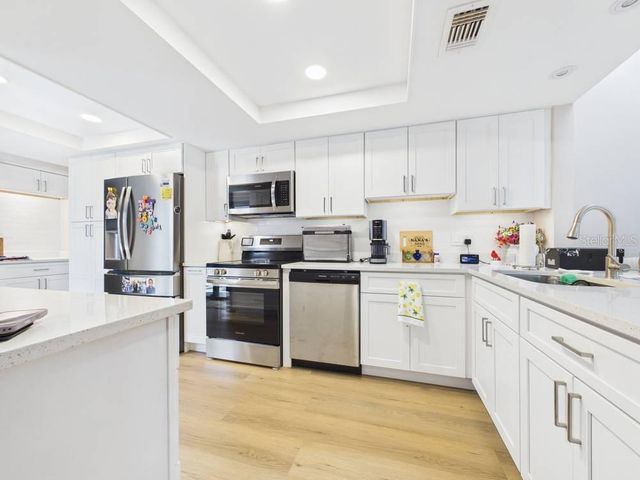 407 MEADOWOOD BOULEVARD, Fern Park, FL 32730