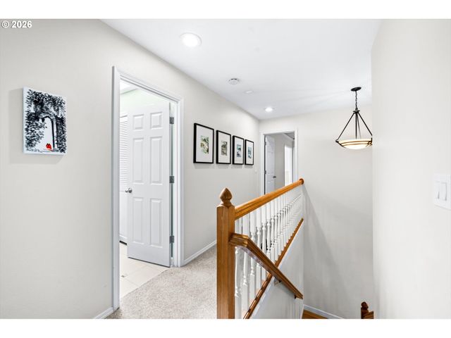 2726 Sw 28TH Dr, Portland, OR 97219