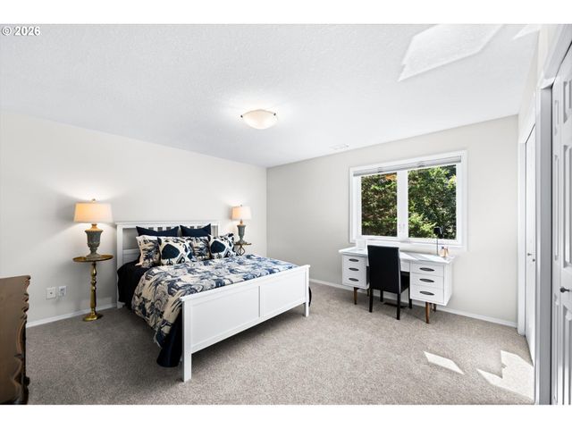 2726 Sw 28TH Dr, Portland, OR 97219