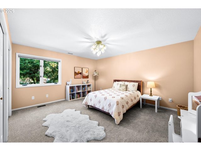 2726 Sw 28TH Dr, Portland, OR 97219