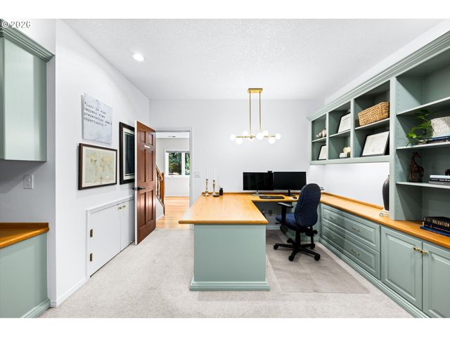 2726 Sw 28TH Dr, Portland, OR 97219