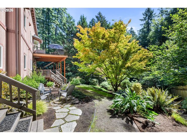 2726 Sw 28TH Dr, Portland, OR 97219