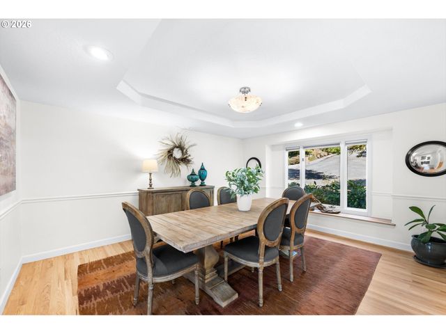 2726 Sw 28TH Dr, Portland, OR 97219
