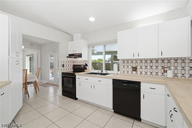 3022 47th ST SW, Naples, FL 34116