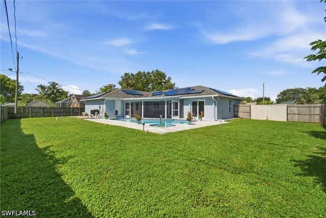3022 47th ST SW, Naples, FL 34116
