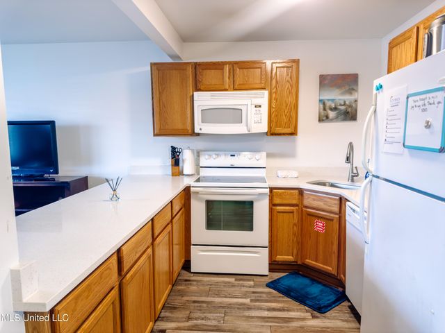 1664 Beach Boulevard, 128, Biloxi, MS 39531