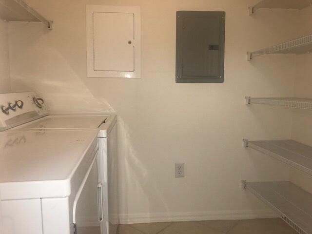 6410 Emerald Dunes Drive 205, West Palm Beach, FL 33411