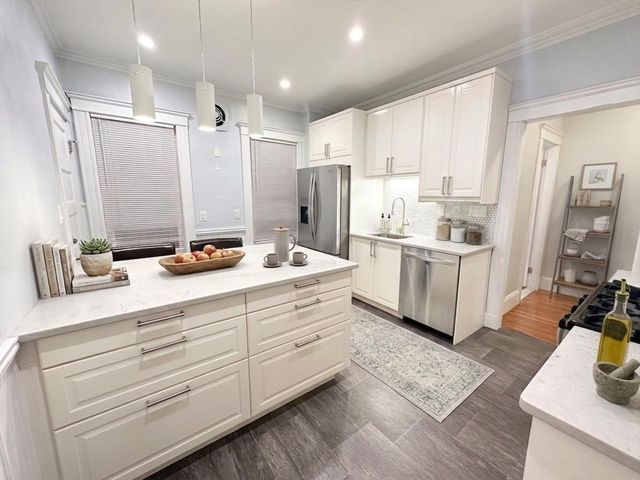 50 Bowdoin St 3, Boston, MA 02124