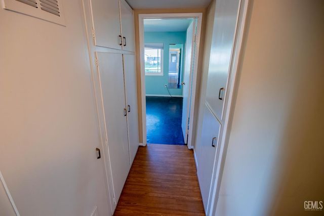 409 Cherry Hills Drive, Bakersfield, CA 93309