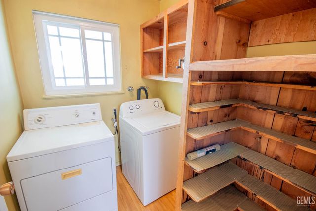 409 Cherry Hills Drive, Bakersfield, CA 93309