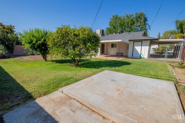 409 Cherry Hills Drive, Bakersfield, CA 93309