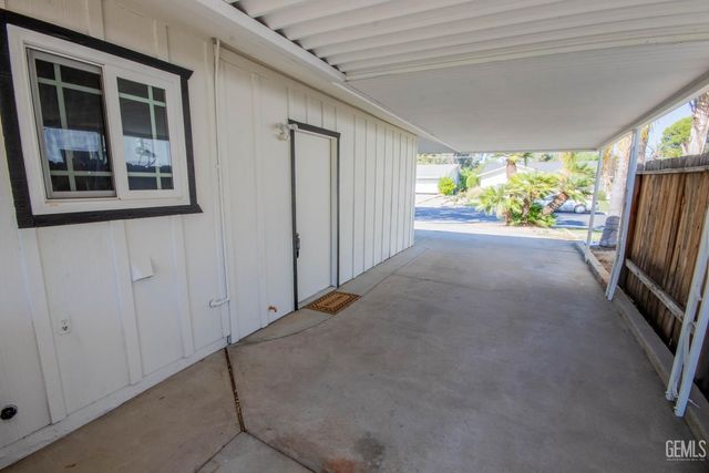 409 Cherry Hills Drive, Bakersfield, CA 93309