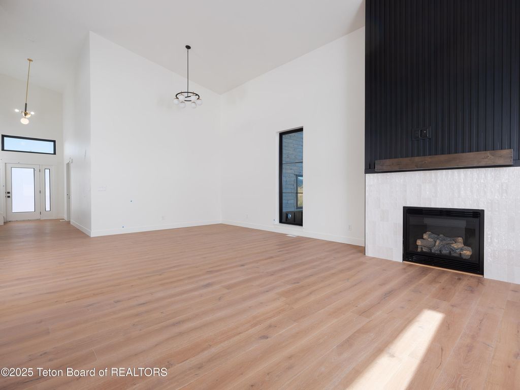 1629 JACKRABBIT Lane, Driggs, ID 83422 photo 9