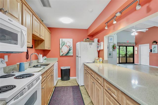 3640 IRONWOOD CIRCLE 503N, Bradenton, FL 34209