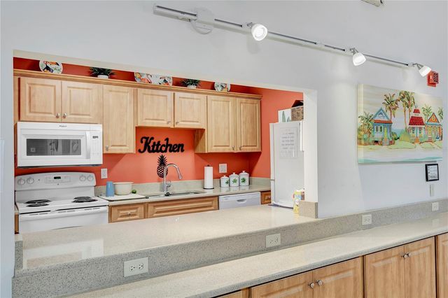 3640 IRONWOOD CIRCLE 503N, Bradenton, FL 34209